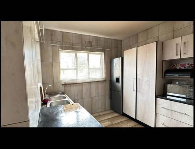 3 BEDROOM TOWNHOUSE FOR SALE IN ARBORETUM